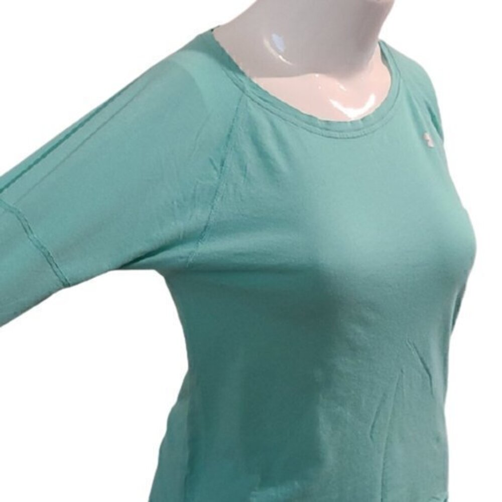 [Under Amour] Scoop Neck Long Sleeve - Size M